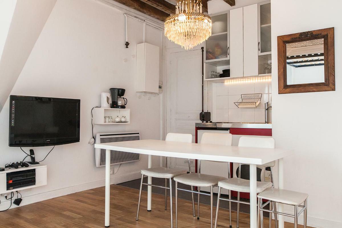 Appartement Charming 30M² Border Of Montmartre à Paris Extérieur photo